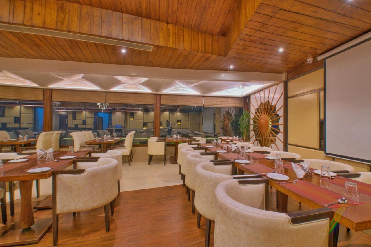 The Cedar Grand Hotel And Spa Shimla Exterior photo